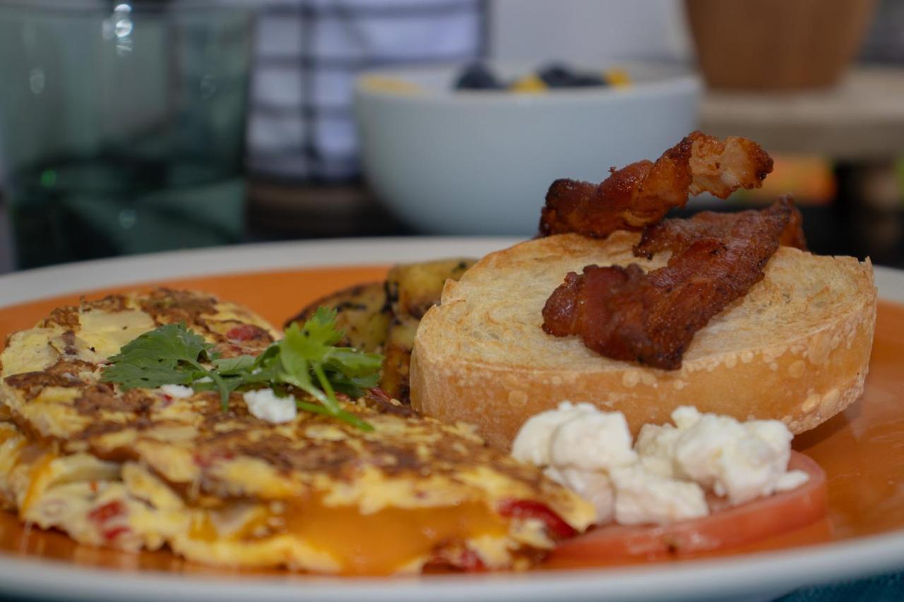 The Serene House Bed & Breakfast Luquillo Buitenkant foto