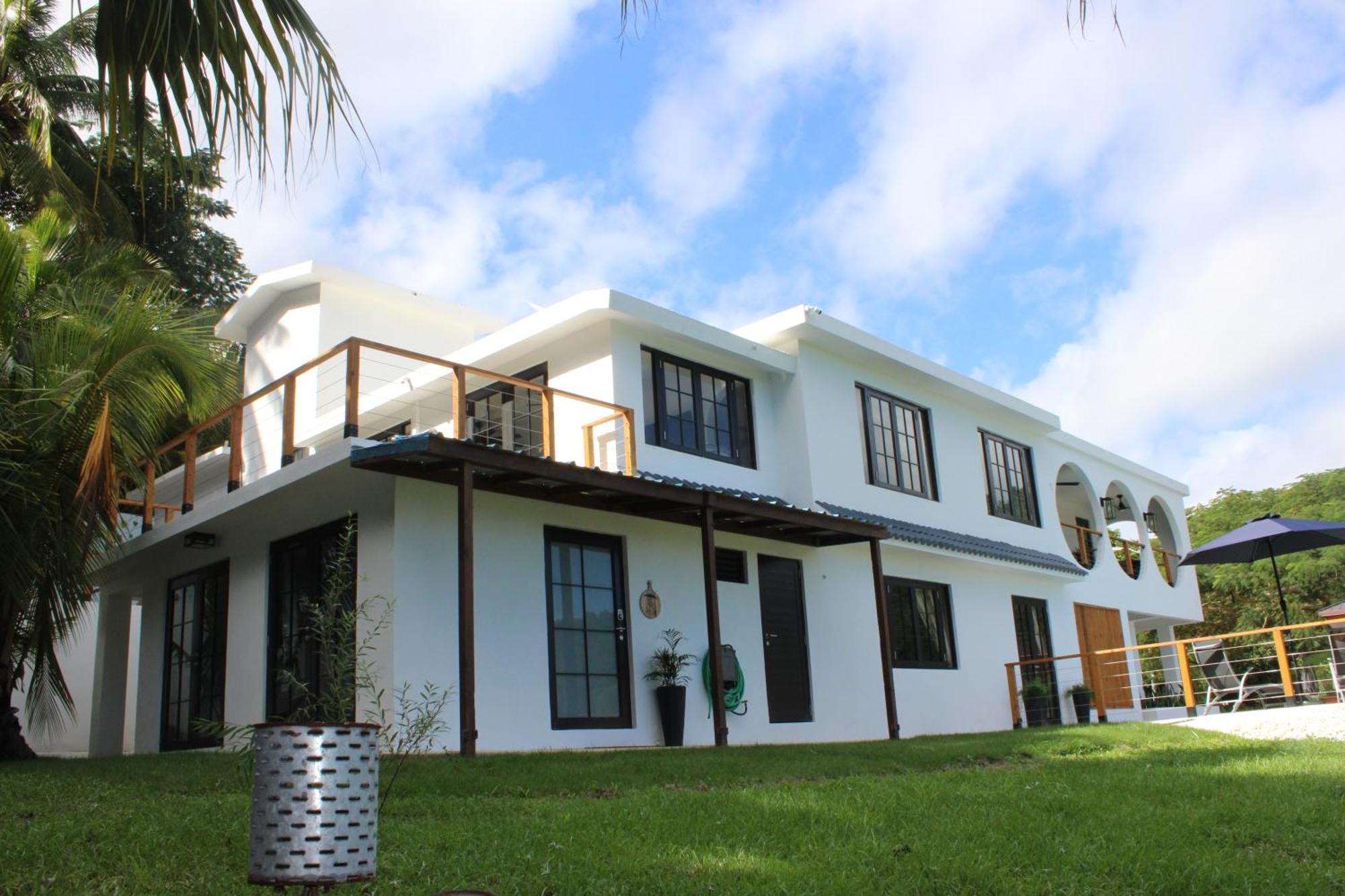 The Serene House Bed & Breakfast Luquillo Buitenkant foto