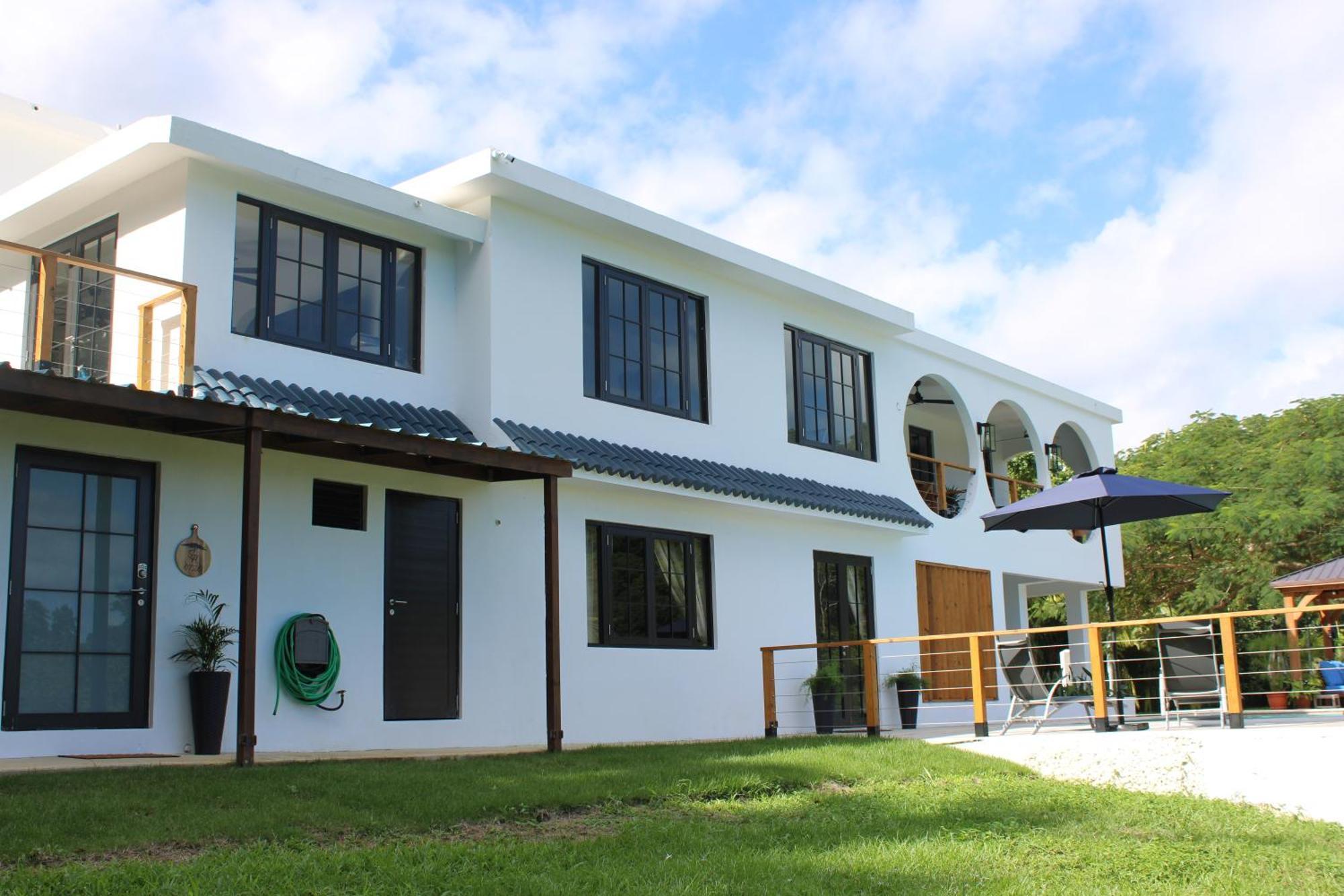 The Serene House Bed & Breakfast Luquillo Buitenkant foto